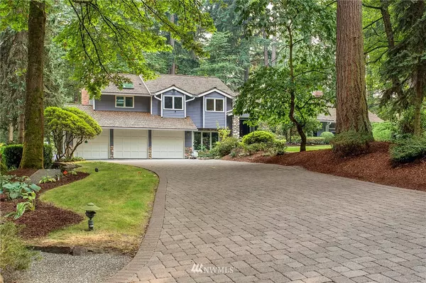 13803 NE 26th PL, Bellevue, WA 98005