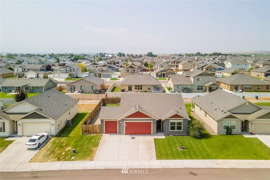 Quincy, WA 98848,909 Rocky AVE NE