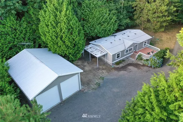 38189 Hood Canal DR NE, Hansville, WA 98340