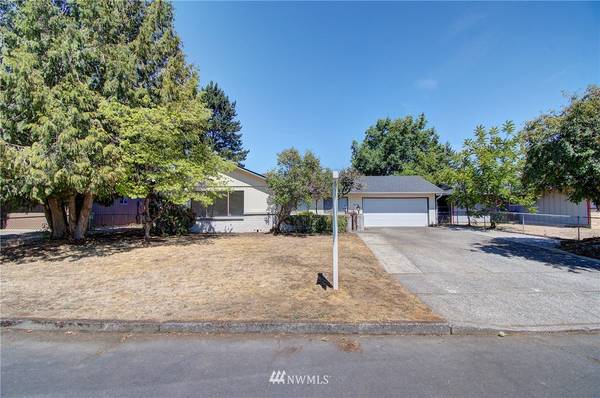 10208 NE 28th CIR, Vancouver, WA 98662