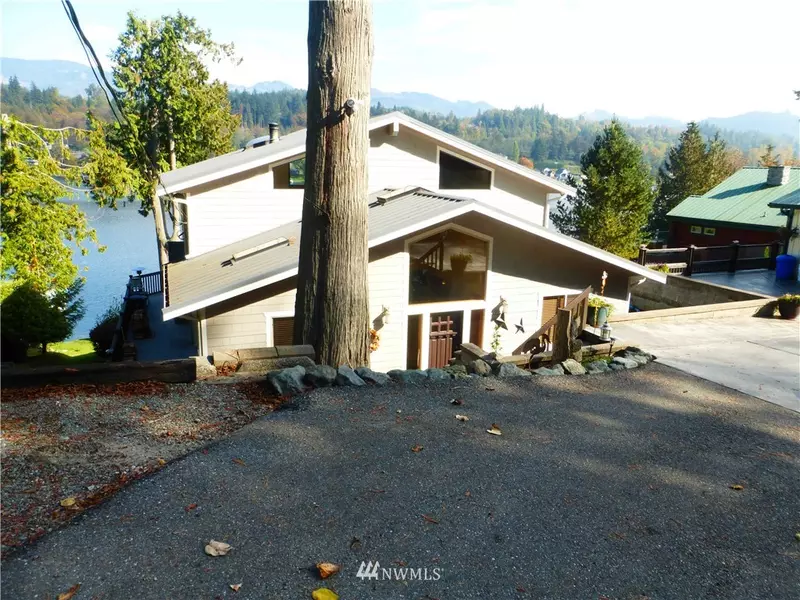 18961 W Big Lake BLVD, Mount Vernon, WA 98274