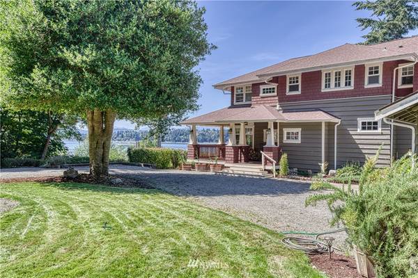 4450 Woods RD E, Port Orchard, WA 98366