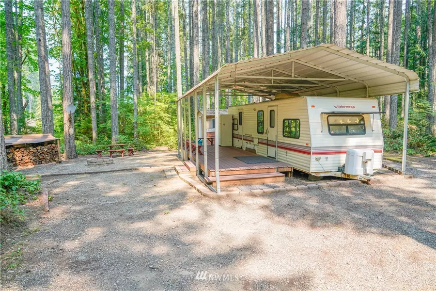 40 N Mt Rose PL, Hoodsport, WA 98548