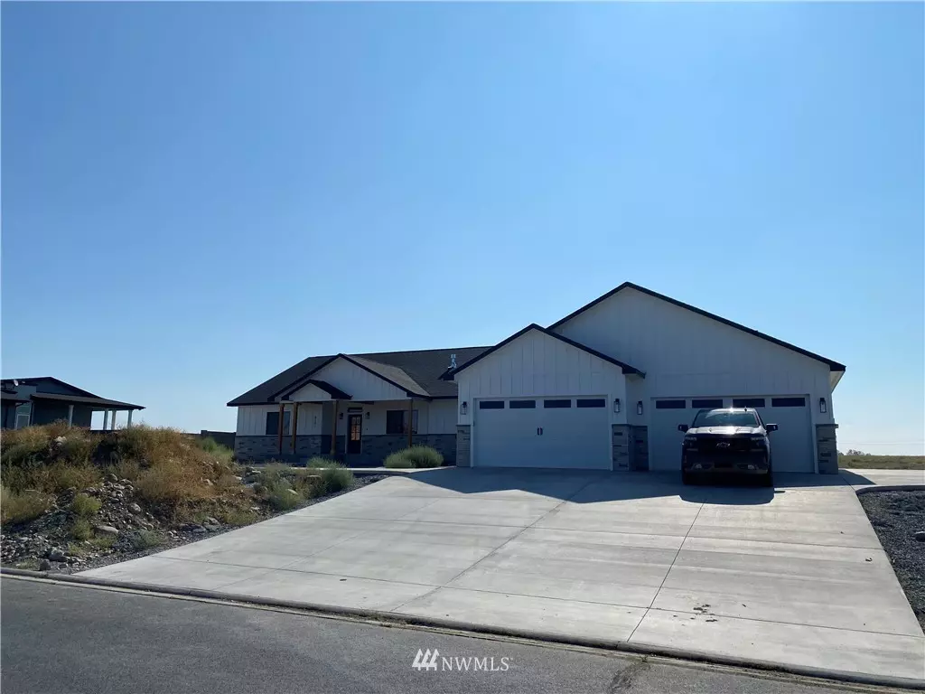 Moses Lake, WA 98837,8181 SE Dune Lake RD