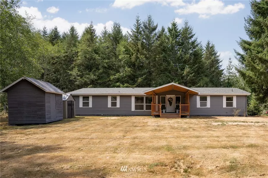 251 E Morris Creek DR, Belfair, WA 98528