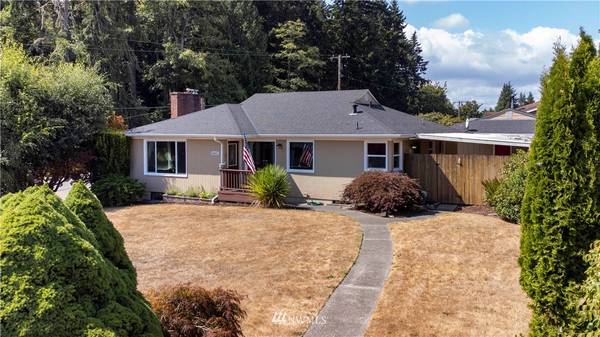 3005 NE Viewcrest DR, Bremerton, WA 98310