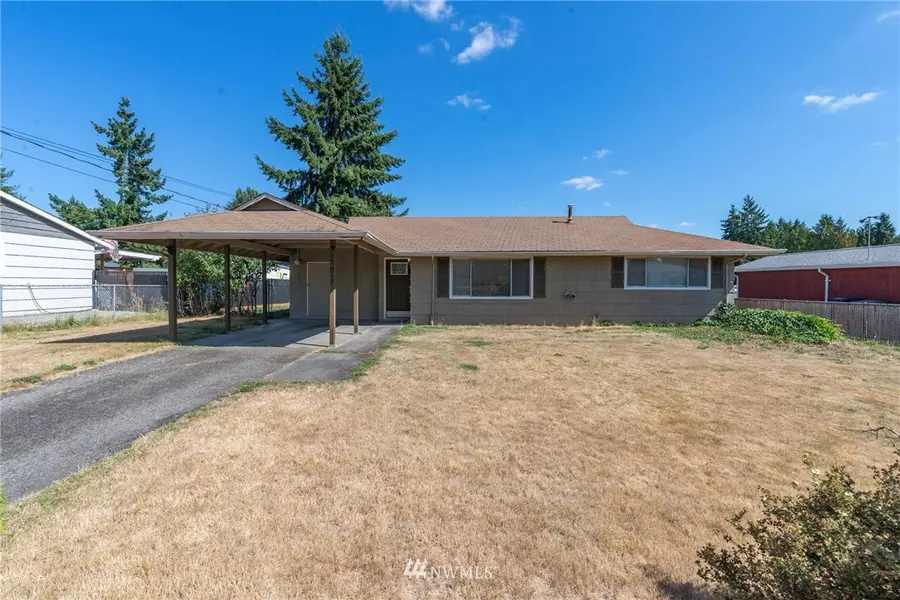 17012 123rd AVE SE, Renton, WA 98058
