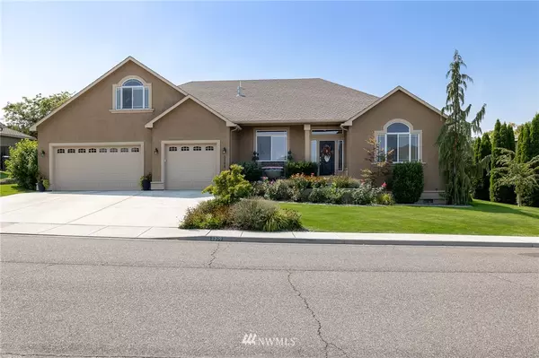 3309 W 38th AVE, Kennewick, WA 99337