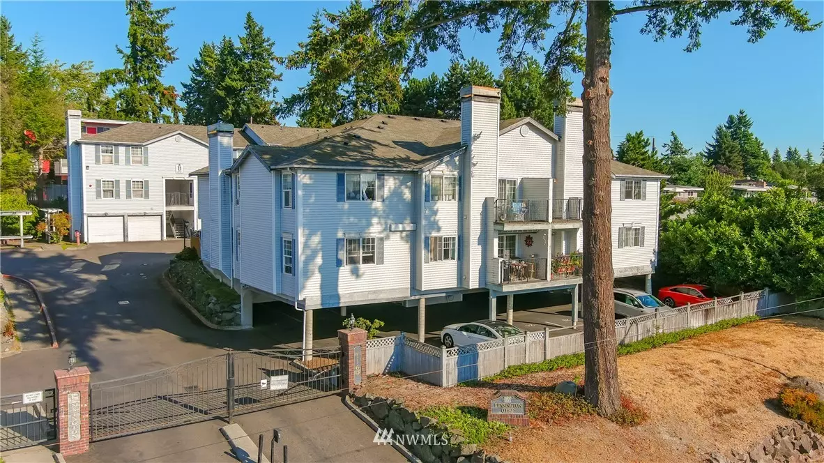 Renton, WA 98056,1160 Monroe AVE NE #A4