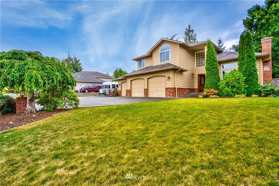 Mount Vernon, WA 98274,3915 Montgomery CT