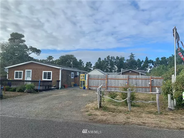 1507 198th PL, Long Beach, WA 98631