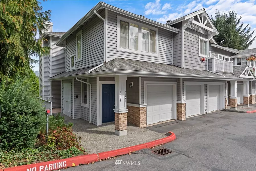 5208 236th PL SE, Issaquah, WA 98029