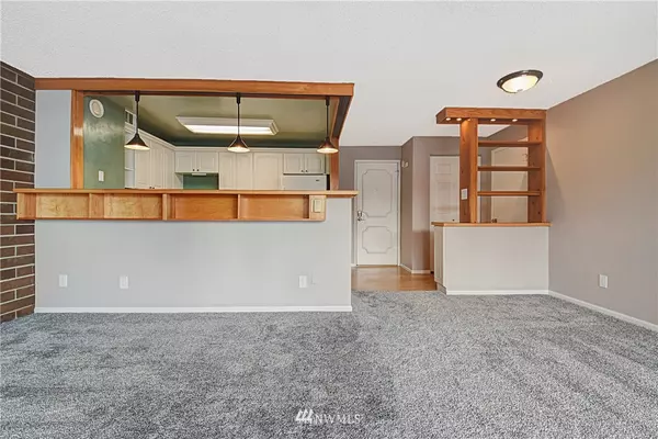 Seattle, WA 98118,9500 Rainier AVE S #406