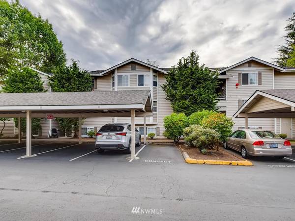 14007 NE 181st St #A302, Woodinville, WA 98072