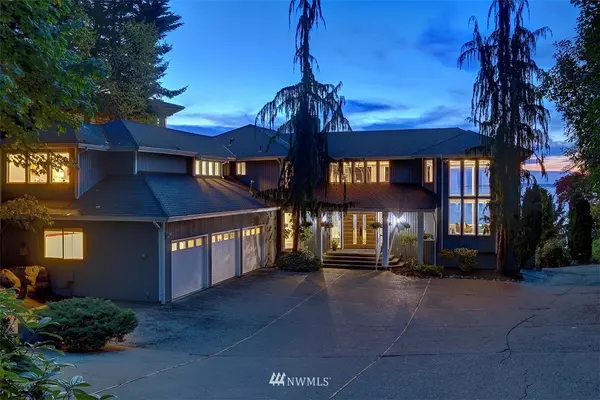 8001 Talbot Road, Edmonds, WA 98026