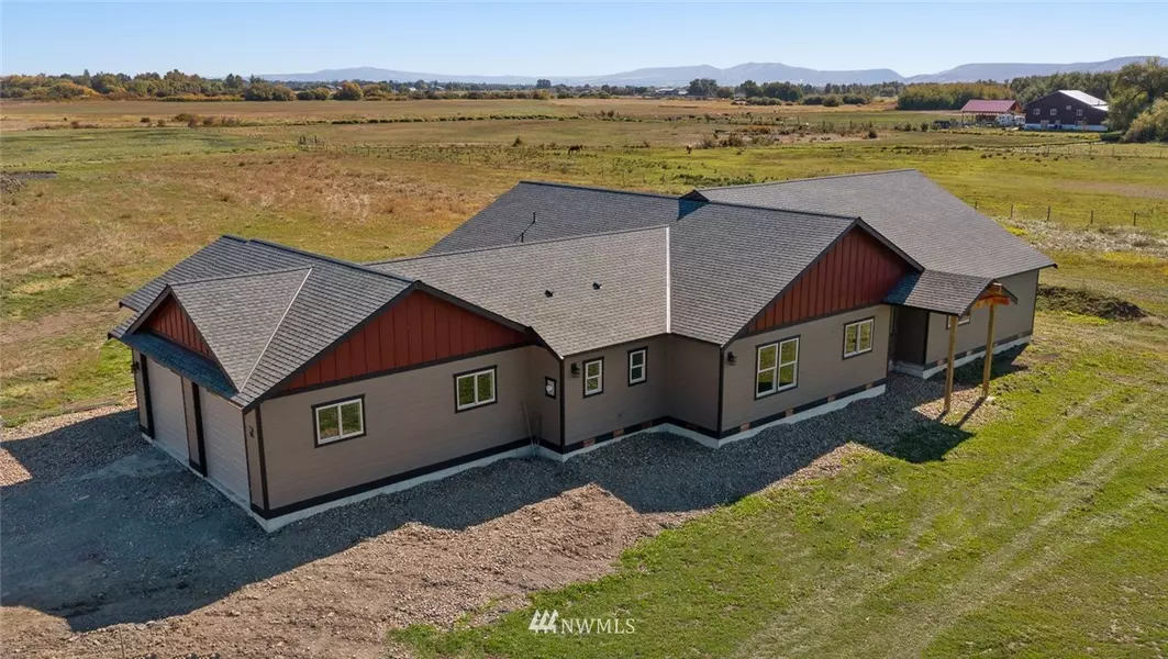 560 Gracie LN, Ellensburg, WA 98926