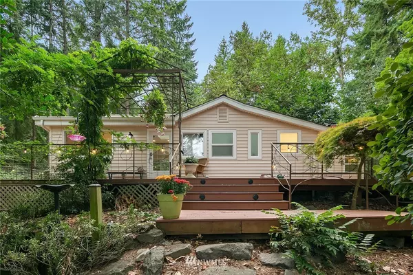 3209 NE 167th ST, Lake Forest Park, WA 98155