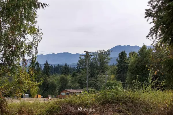 1702 W Devanny LN, Port Angeles, WA 98363