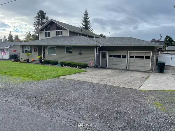 Longview, WA 98632,2307 Cedar PL