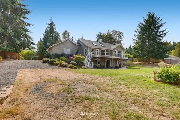 8019 SE Half Moon LN, Port Orchard, WA 98367