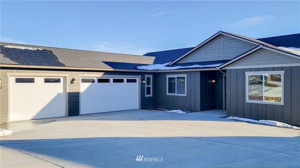 122 Lost Spoke LN, Wenatchee, WA 98801