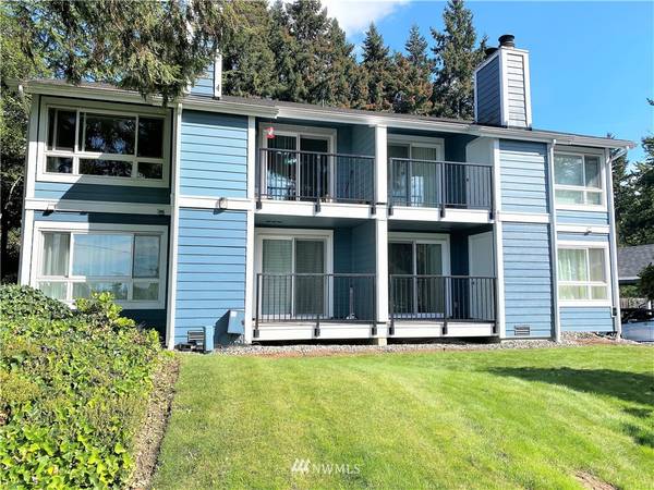 3020 125th AVE SE #6, Bellevue, WA 98005