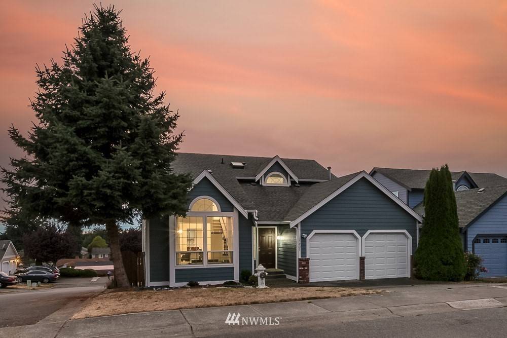 17805 112th AVE SE, Renton, WA 98055