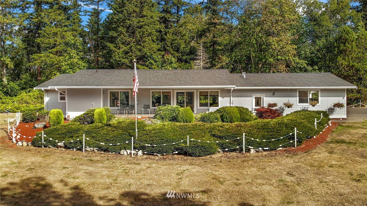520 N Harvey RD, Blaine, WA 98230