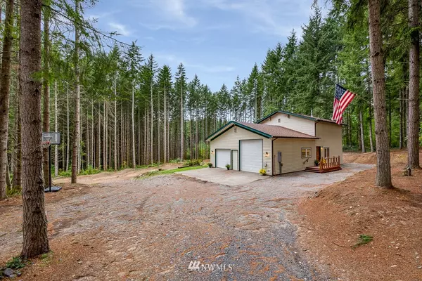 Stanwood, WA 98292,13712 63rd DR NW