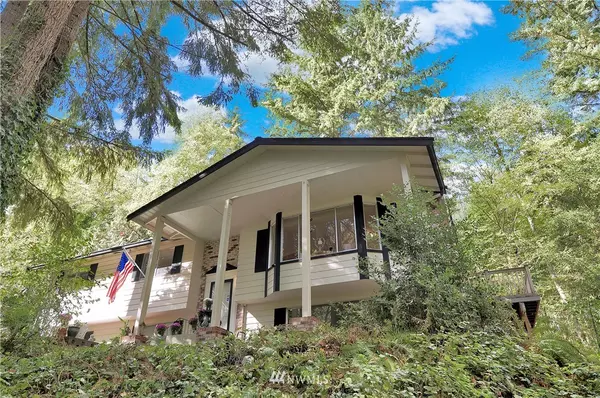 20985 Cindy CT NE, Poulsbo, WA 98370