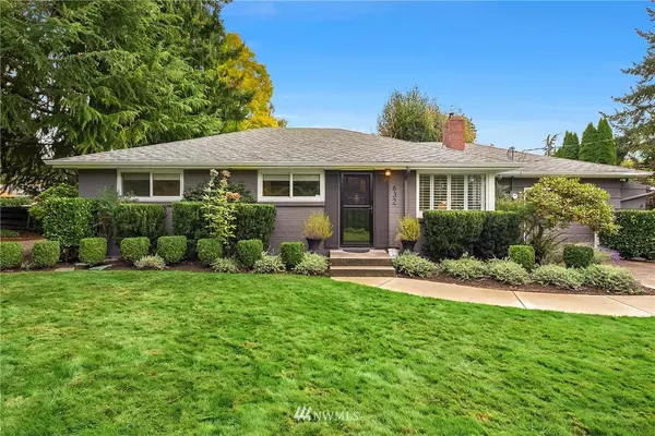 632 Evergreen Point RD, Medina, WA 98039