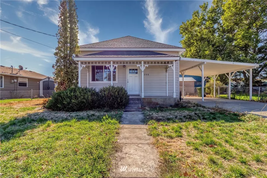 208 SE 17th AVE, Milton-freewater, OR 97862