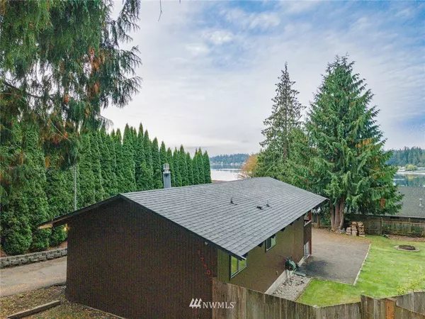 Stanwood, WA 98292,17402 43rd DR NW