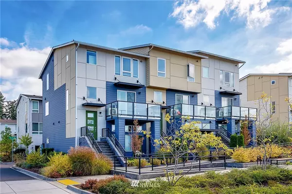 14644 35th AVE NE, Lake Forest Park, WA 98155