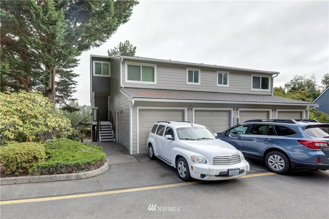 Kent, WA 98032,24732 45th PL S #5-D1