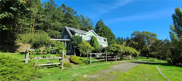 Orcas Island, WA 98279,445 Point Lawrence RD