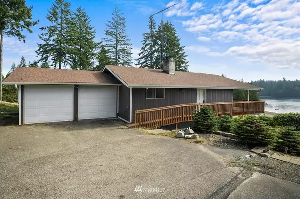 Grapeview, WA 98546,360 E Madrona Parkway