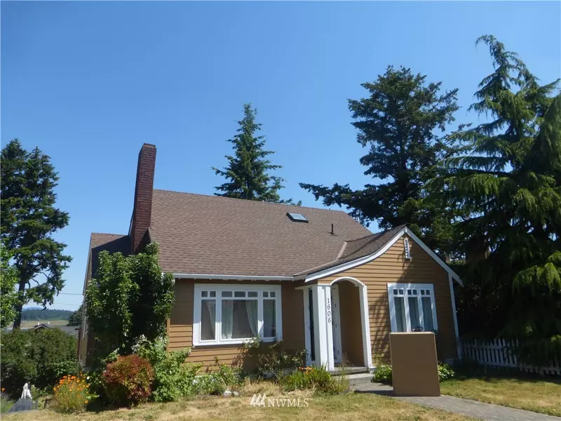 1606 8th ST, Anacortes, WA 98221