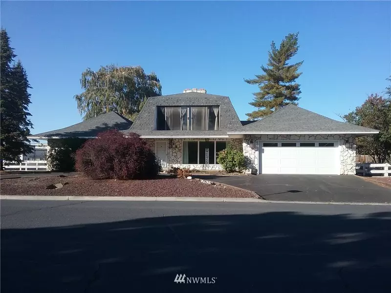 759 H ST SW, Quincy, WA 98848