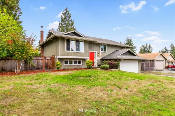 Bremerton, WA 98311,216 NE Buckeye LN