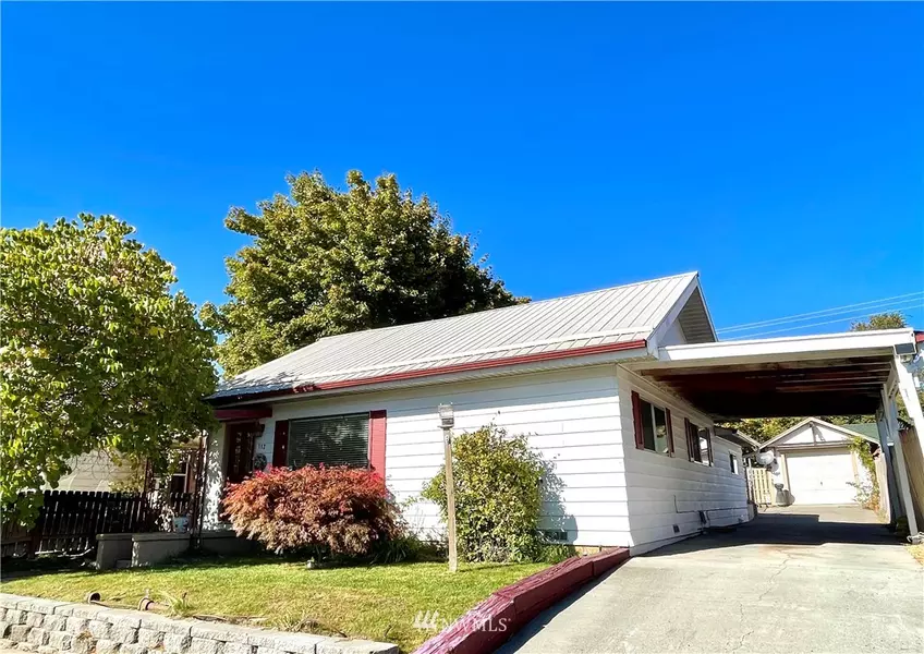 117 E Bartlett AVE, Omak, WA 98841