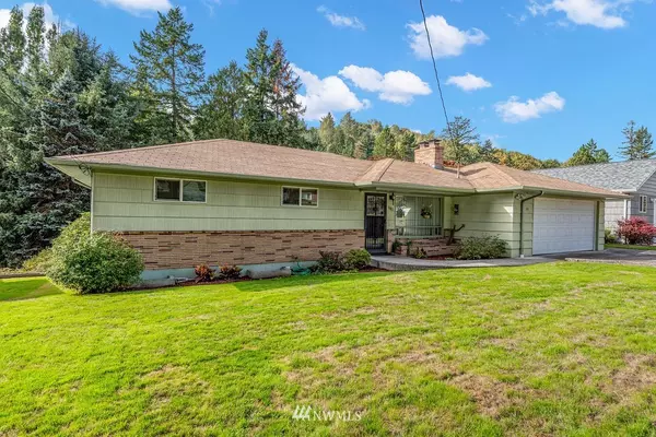 Longview, WA 98632,318 Cedar LN