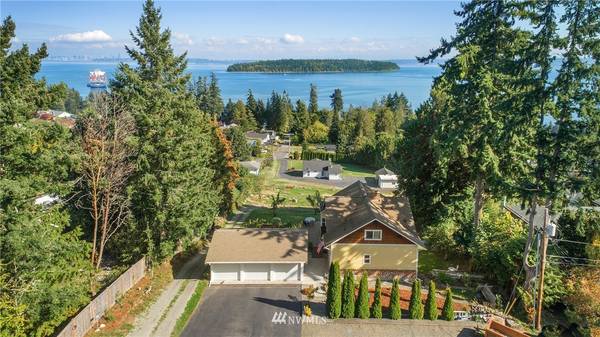 7852 SE Monte Bella PL, Port Orchard, WA 98366