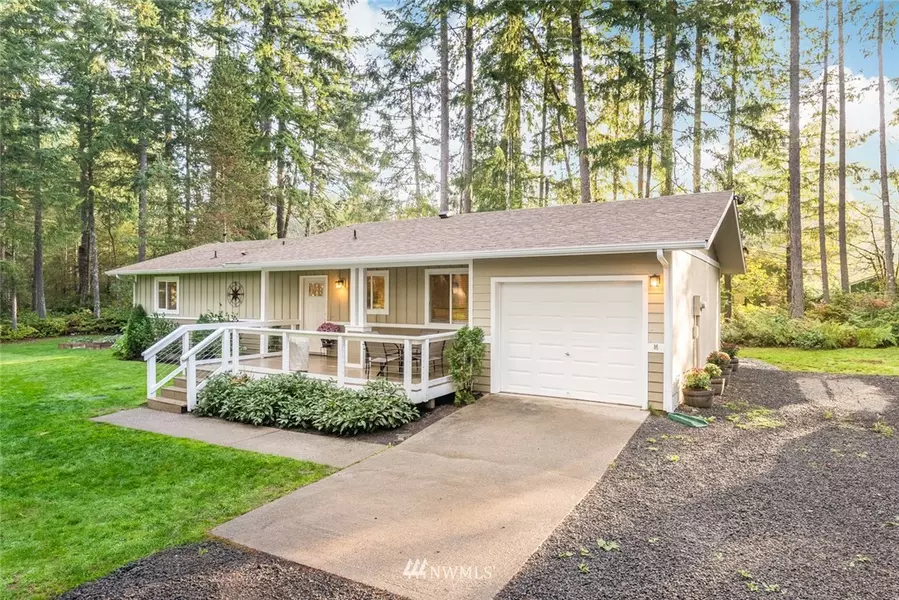 3039 SW Daffodil ST, Port Orchard, WA 98367