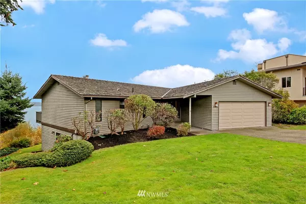 504 S Marine Hills WAY, Federal Way, WA 98003