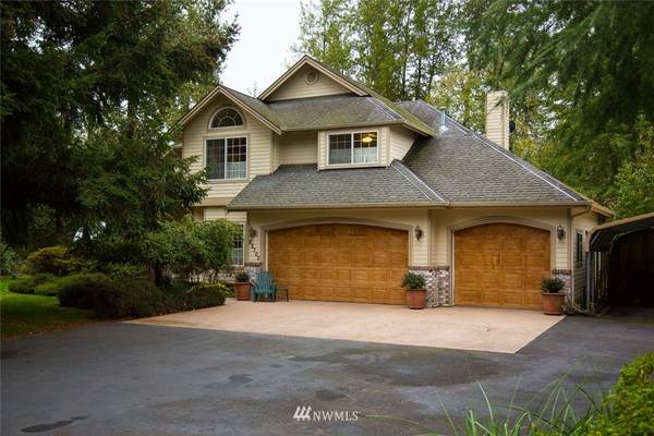 22705 Peter Grubb RD SE, Renton, WA 98058