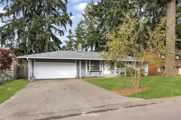 3163 SE Travera DR, Port Orchard, WA 98366