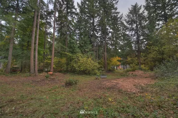 Yelm, WA 98597,18041 Clearlake BLVD SE