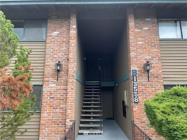 13558 37th AVE S #22, Tukwila, WA 98168