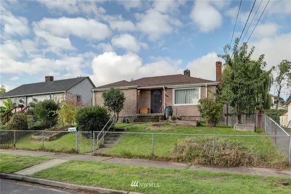 13837 38th AVE S, Tukwila, WA 98168